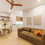 Bravissimo Sant Josep, Cosy * 지로나